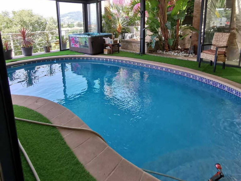 CANNES CROIX DES GARDES VILLA T5 DE 200M2 VUE MER — photo 1