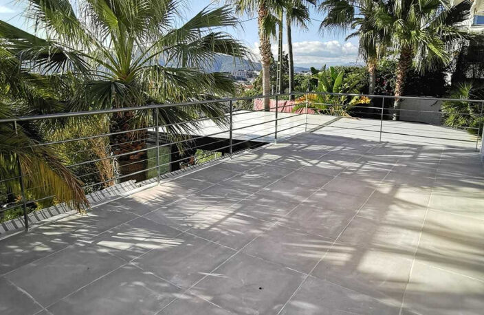 CANNES CROIX DES GARDES VILLA T5 DE 200M2 VUE MER — photo 5