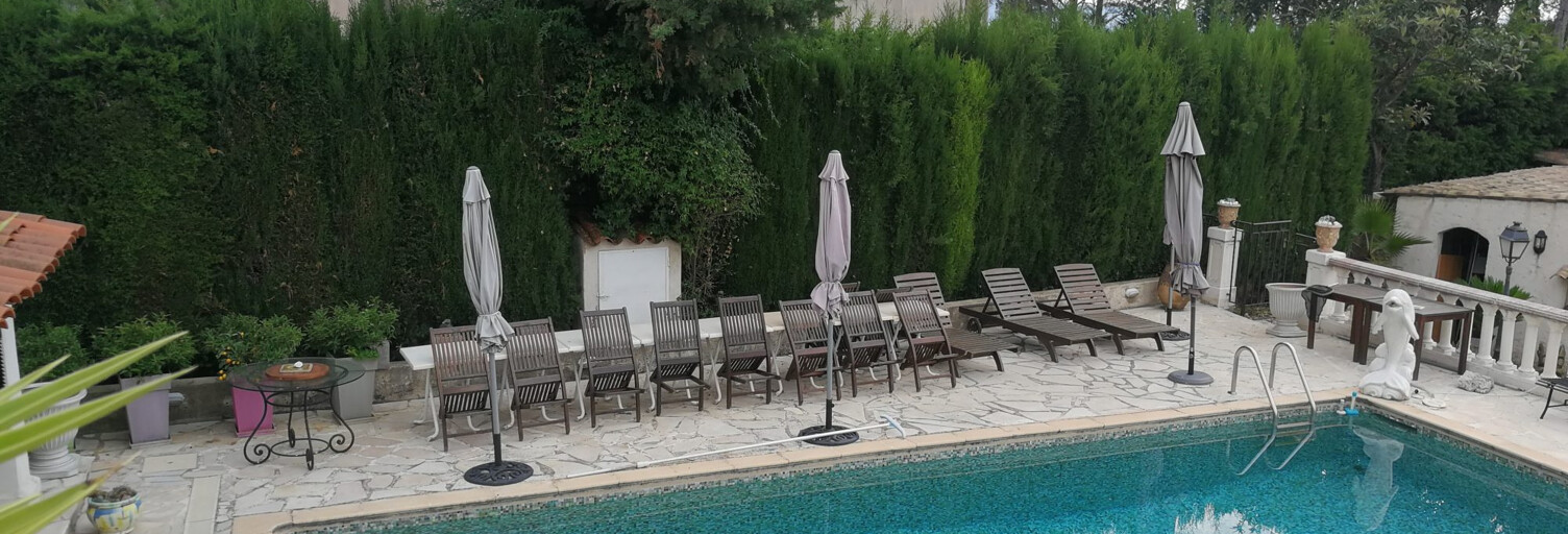 Maison 10 Pièces 236 m² à vendre à Le Rouret (06650)