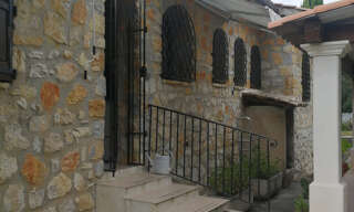 Maison 10 Pièces 236 m² à vendre à Le Rouret (06650)