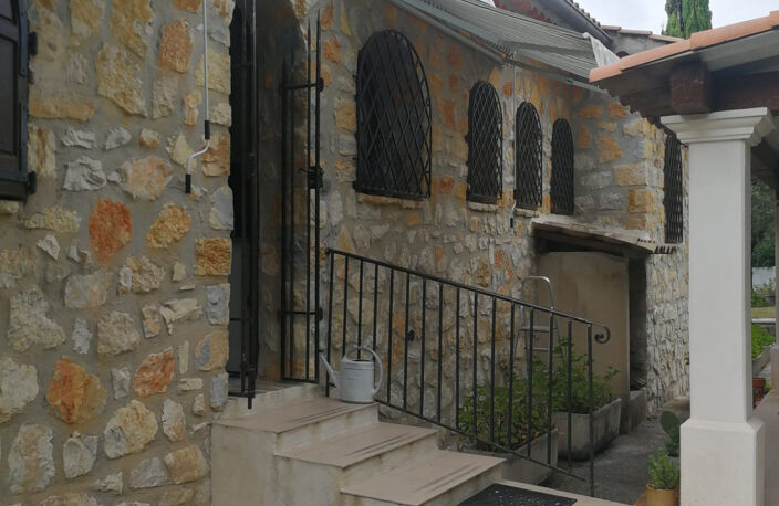 LE ROURET VILLA T6 INDIVIDUELLE DE 235M2 PISCINE  TERRAIN 20 — photo 5