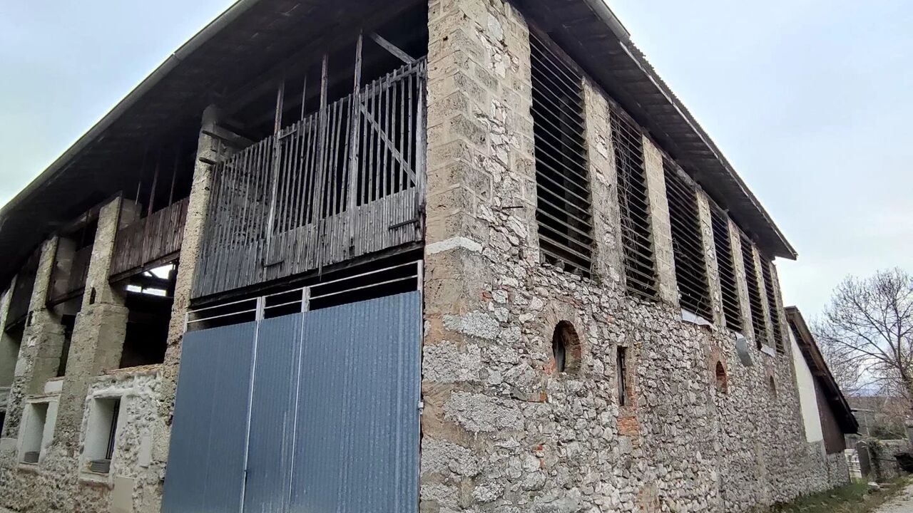 maison 1 pièces 325 m2 à Cognin-les-Gorges (38470)