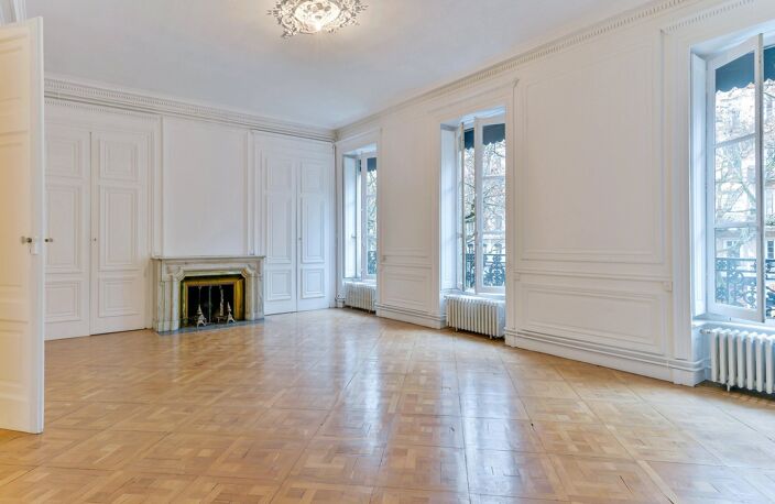 Bien vendu // Acheter un appartement à Lyon 6 - 152,55 m² - 2 chambres — photo 4