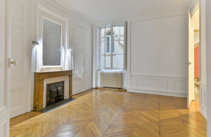 Bien vendu // Acheter un appartement à Lyon 6 - 152,55 m² - 2 chambres — photo 5