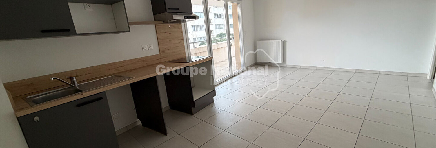 Appartement 1 Pièce 55 m² à louer à Nîmes (30900)