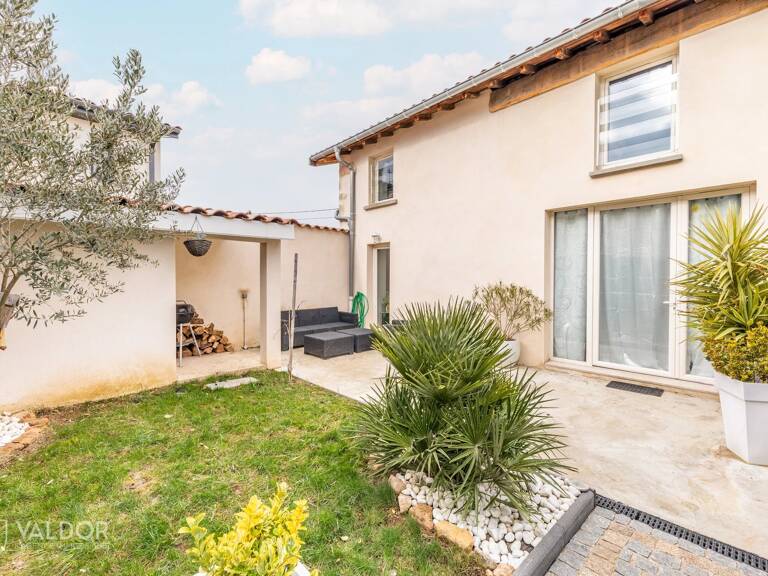 Duplex avec jardin à Pommiers — photo 1