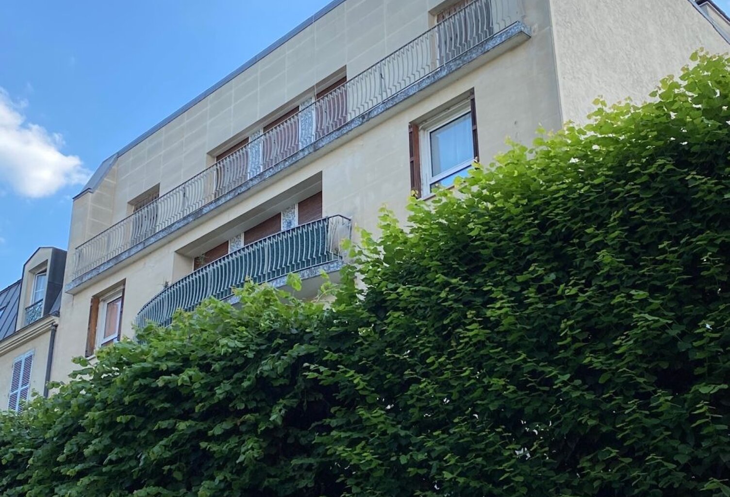 APPARTEMENT AVEC BALCON: — photo 1