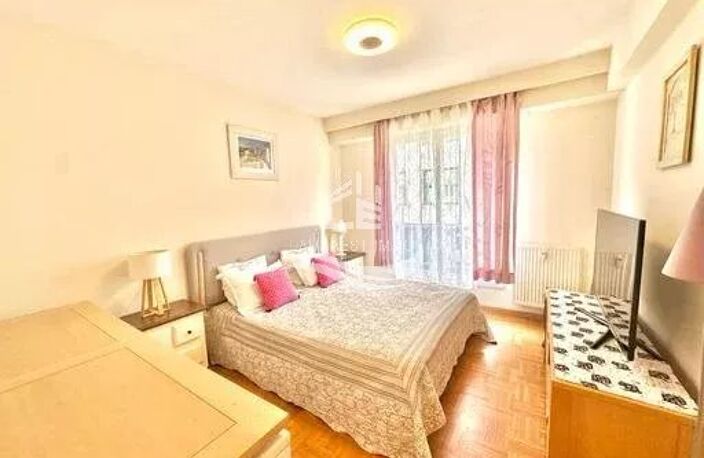 2P 52 m2 /A deux pas de la Mer/FLEURS/POTIERS — photo 2