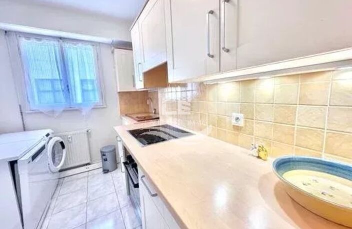 2P 52 m2 /A deux pas de la Mer/FLEURS/POTIERS — photo 4