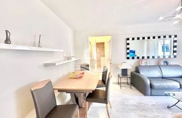 2P 52 m2 /A deux pas de la Mer/FLEURS/POTIERS — photo 5