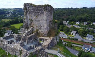 Commerce  400 m² à vendre à La Roche-Maurice (29800)