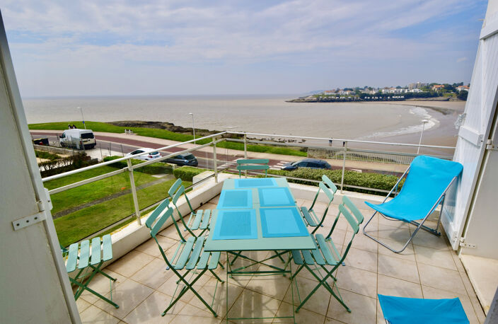LOCATION VACANCES SUR PONTAILLAC, APPARTEMENT 3 CHAMBRES VUE — photo 3