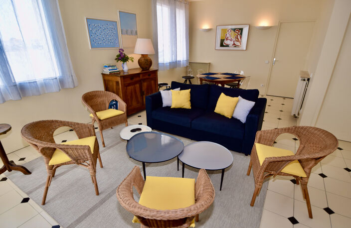 LOCATION VACANCES SUR PONTAILLAC, APPARTEMENT 3 CHAMBRES VUE — photo 5