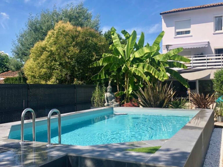 Saujon, maison familiale avec piscine, proche centre ville — photo 1