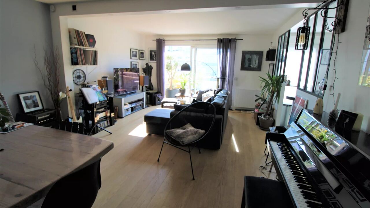 appartement 3 pièces 83 m2 à Pontault-Combault (77340)