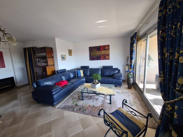Grand T4 dans immeuble semi récent quartier Borely marseille 130 — photo 1