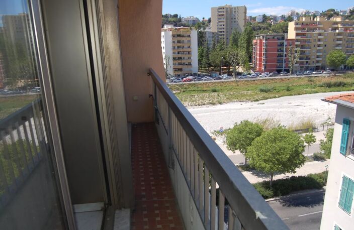 NICE VAUBAN — photo 3