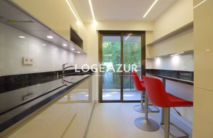 VENTE APPARTEMENT CANNES - CANNES CENTRE -  APPARTEMENT 3 PIÈCES — photo 5