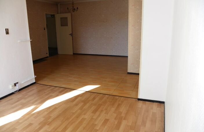 T4 Montélimar — photo 2
