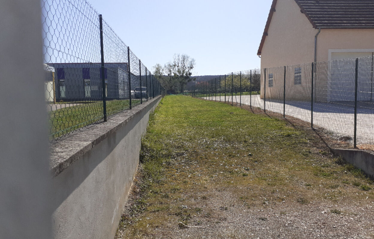 terrain  pièces 1400 m2 à vendre à Seignelay (89250)