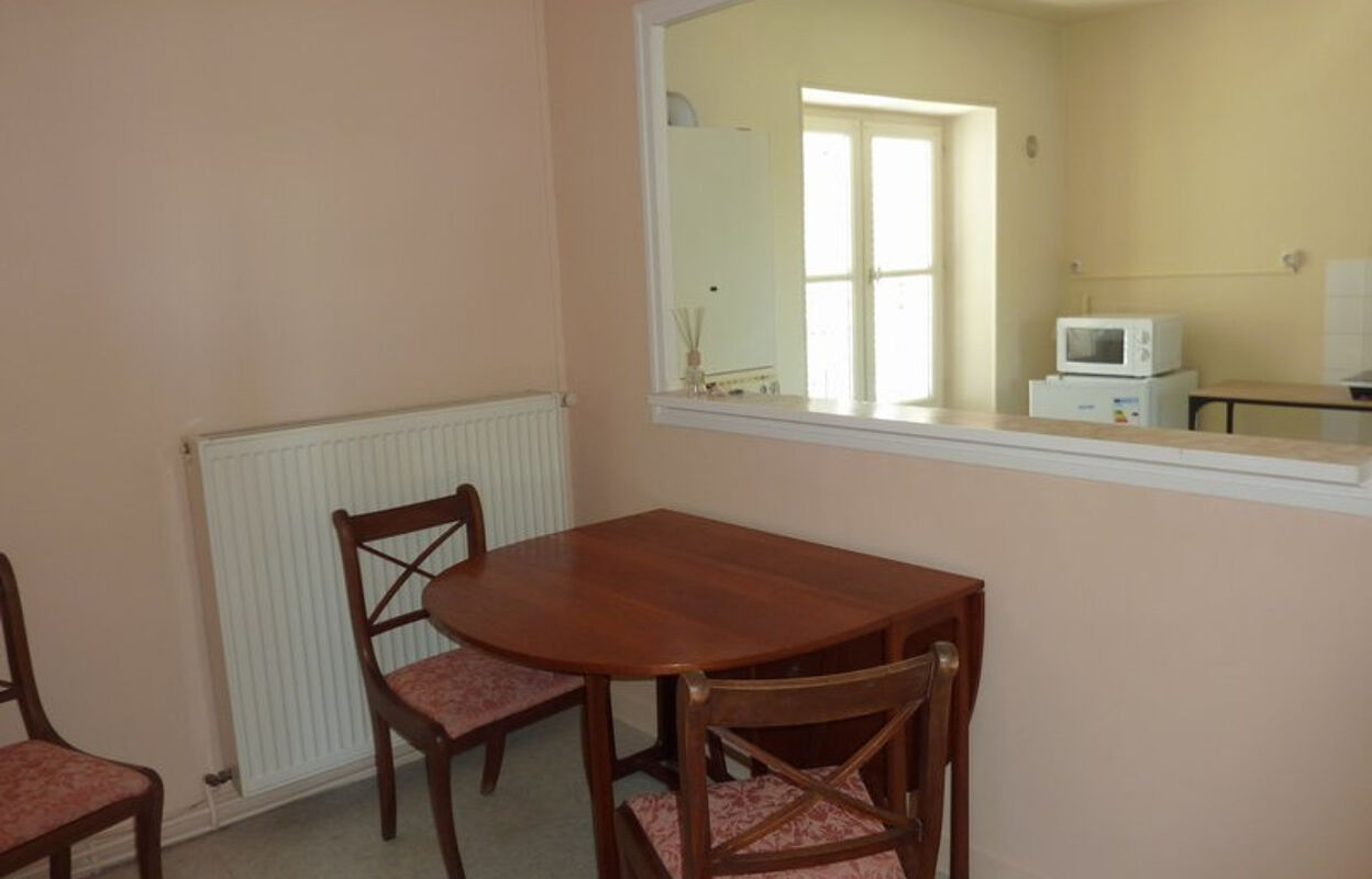appartement 3 pièces 40 m2 à louer à Montmorillon (86500)