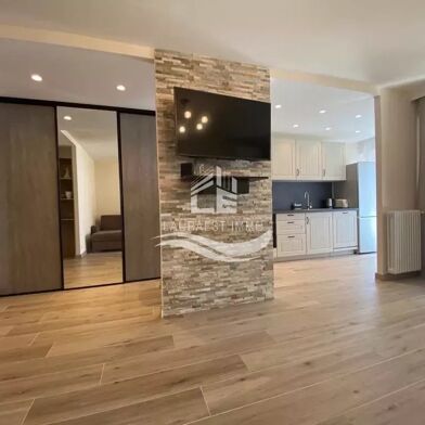 Appartement 2 pièces 1500 €