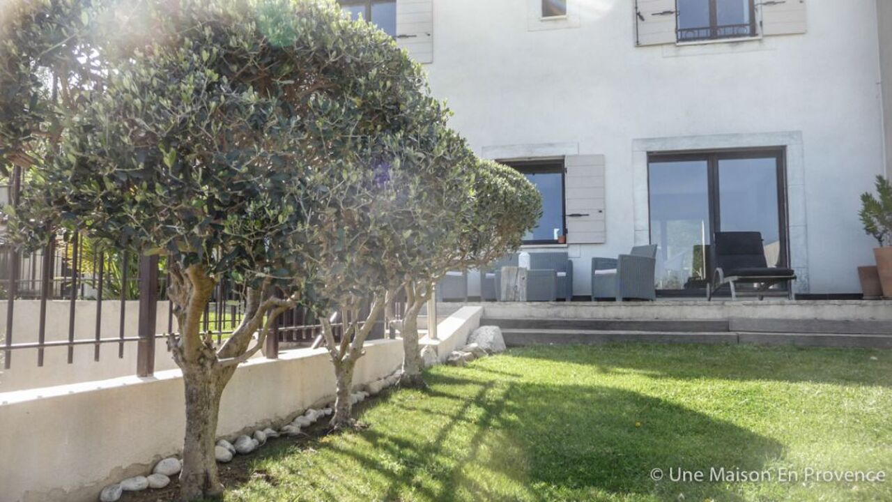 maison 6 pièces 135 m2 à vendre à Rochefort-du-Gard (30650)