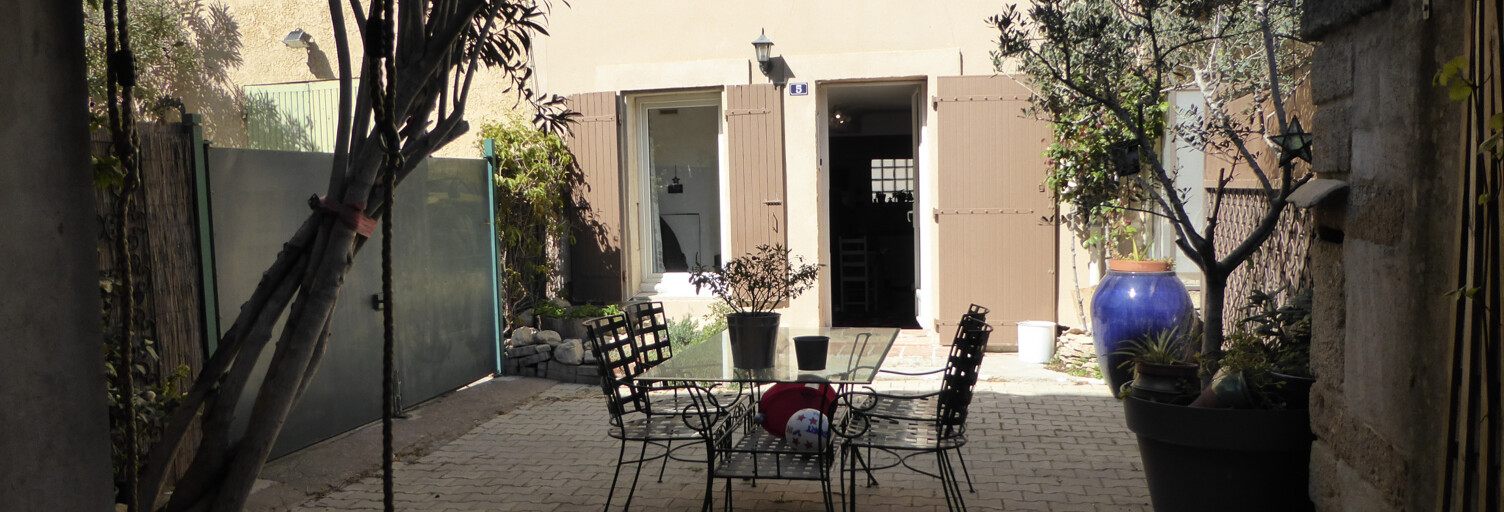 Maison 5 Pièces 100 m² à vendre à Sainte-Cécile-les-Vignes (84290)