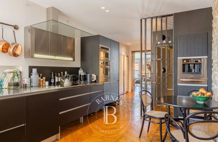 Bien vendu // Lyon 6 - Foch - Appartement dernier étage de 129,08 m² - Balcon - Vue dégagée - 3 chambres — photo 4