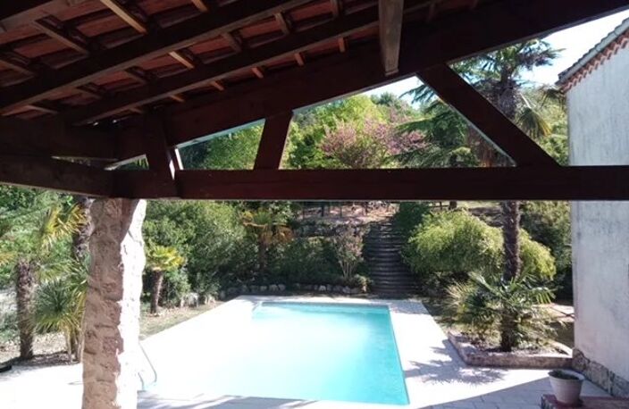 EN EXCLUSIVITE — photo 3