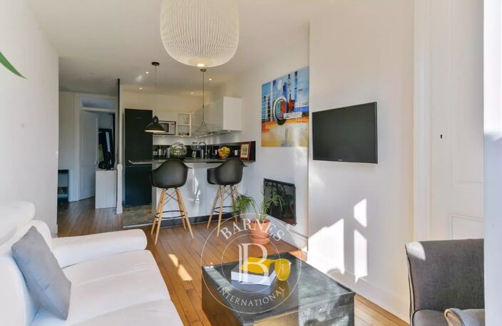 VENDU // Lyon - Foch - Appartement deux pièces de 46,88 m² en dernier étage avec balcon - 1 Chambre — photo 4