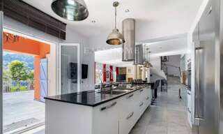 Maison  421 m² à vendre à Grasse (06130)
