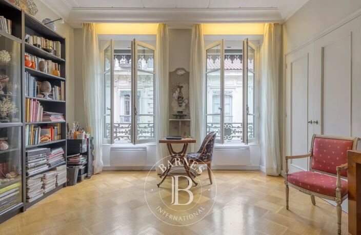 Bien vendu // Lyon 1 - Appartement de 91.07 m² - Cave - 2 Chambres — photo 3