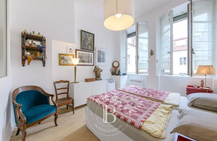 Bien vendu // Lyon 1 - Appartement de 91.07 m² - Cave - 2 Chambres — photo 4