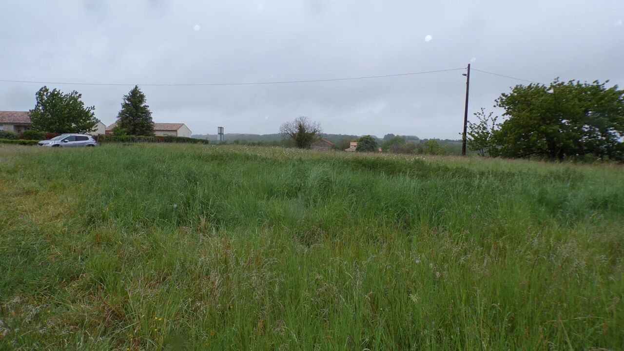 terrain  pièces 1310 m2 à vendre à Val-de-Bonnieure (16230)