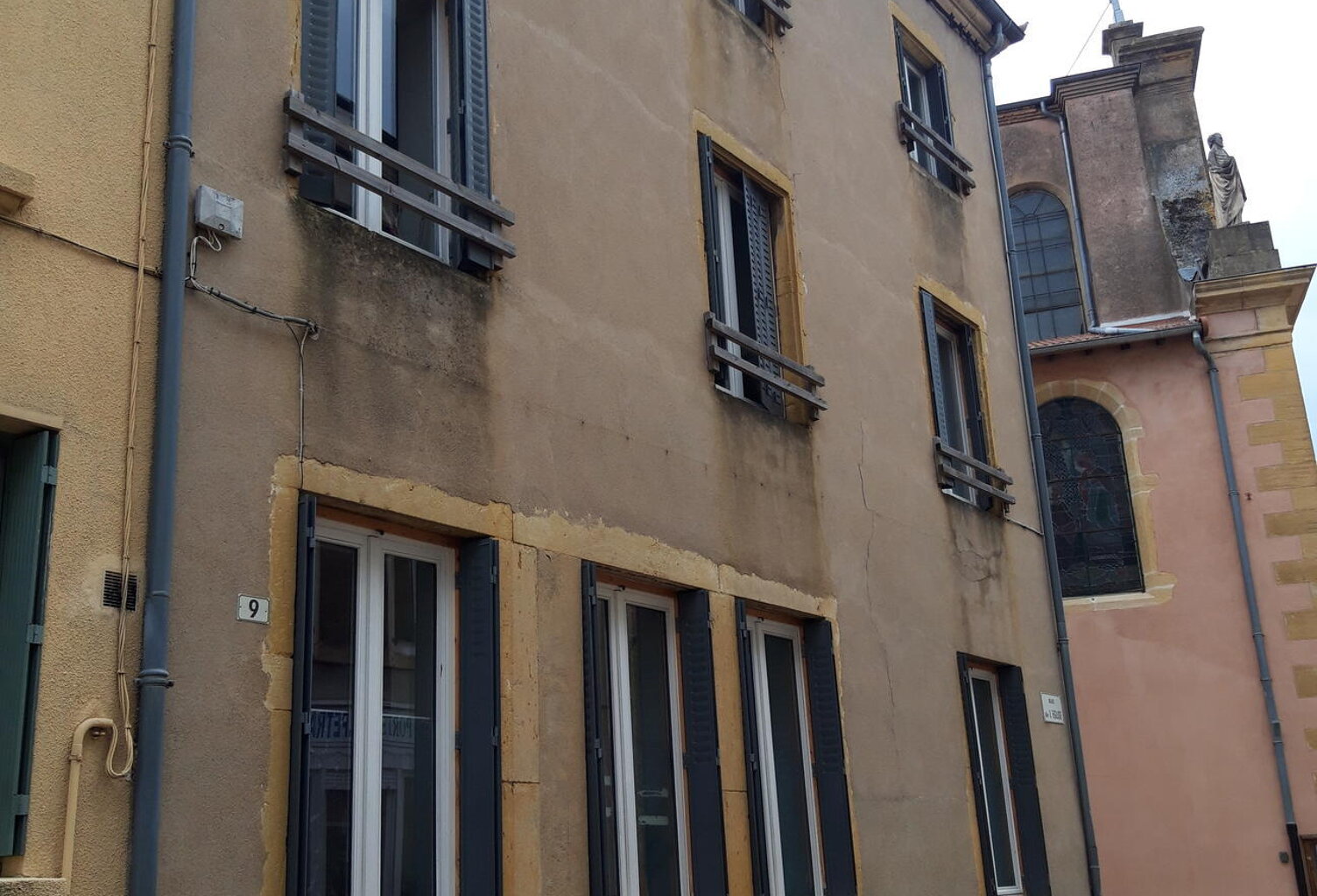 Vente immeuble  210 m² Saint-Symphorien-de-Lay (42470) — photo 1