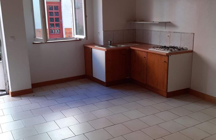 Vente immeuble  210 m² Saint-Symphorien-de-Lay (42470) — photo 5