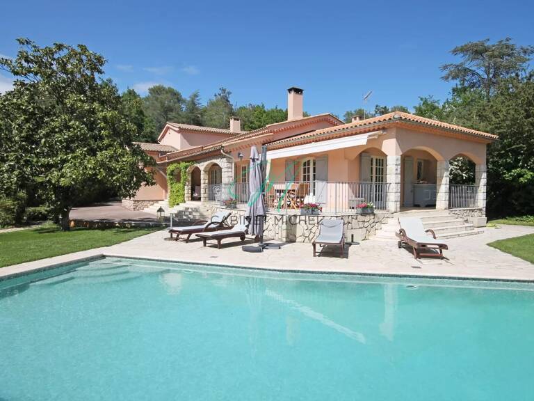ROQUEFORT LES PINS - Proche village — photo 1