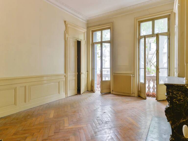 Bien vendu // Lyon 3 - Appartement de 108,70 m² - 2 chambres -Cave — photo 1