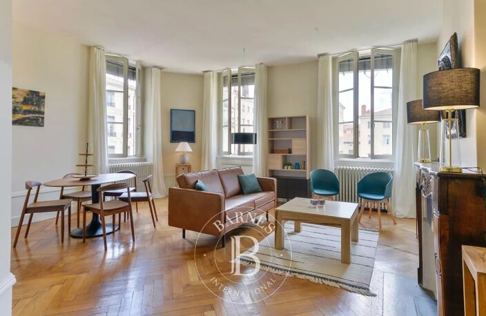 Bien vendu // Lyon 2 - Célestins - Appartement de 80 m² - 4ème étage - 2 chambres — photo 2