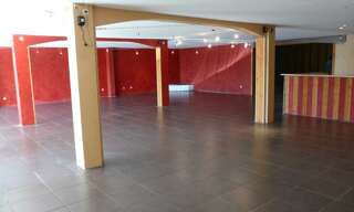 Commerce  200 m² à louer à Langueux (22360)