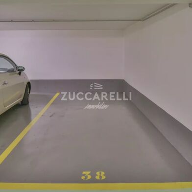 Parking 13 m²