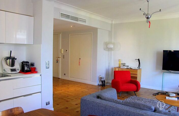 3 PIECES DERNIER ETAGE CIMIEZ RESIDENTIEL — photo 4