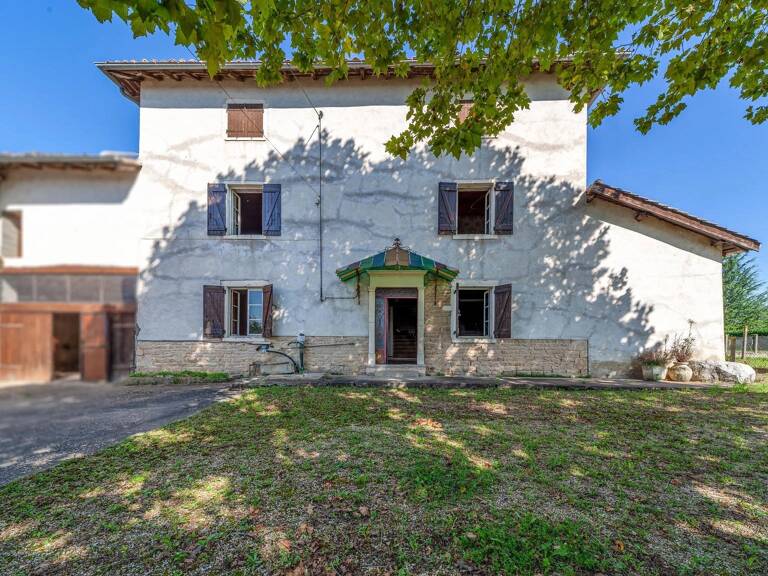 A proximité de Montmerle... Maison à aménager — photo 1