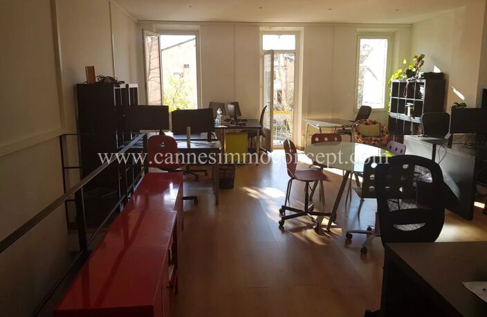 Immeuble en pleine propriété-zone franche — photo 4