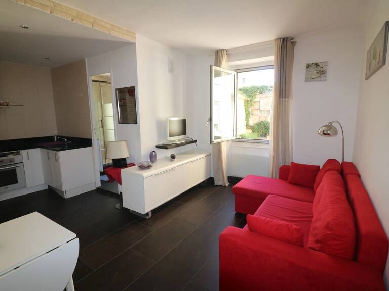 Nice Promenade / Californie Proche mer 2 pièces 170000€ — photo 1