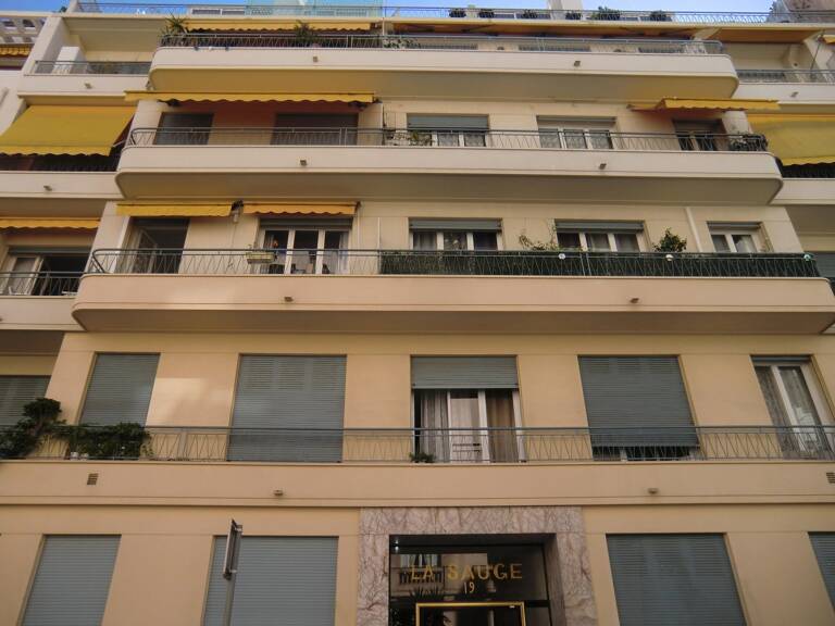 2 pièces à vendre terrasse 90 M2 , Nice bas Parc Impérial — photo 1