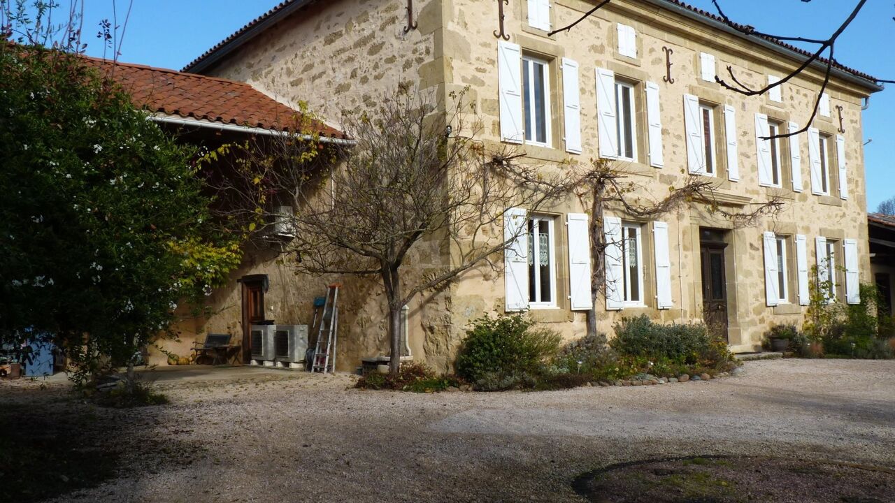 maison 5 pièces 180 m2 à Charlas (31350)