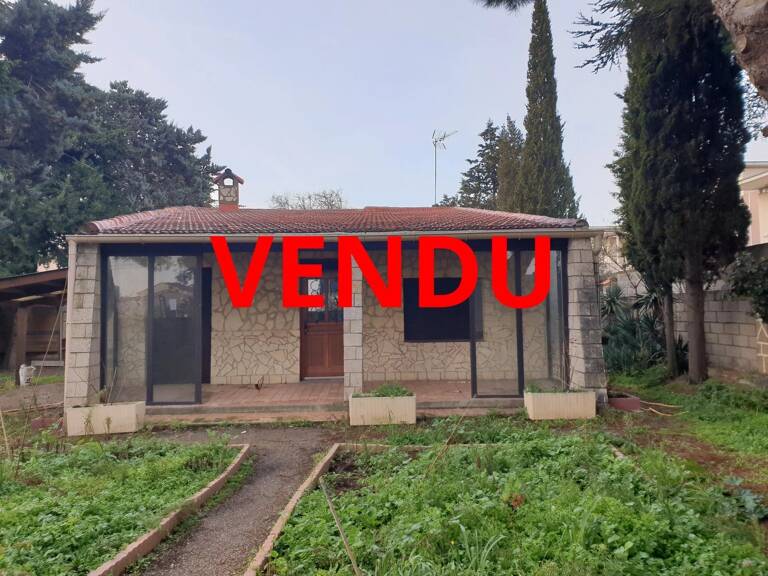 MAISON INDIVIDUELLE SUR TERRAIN DE 827 M2 — photo 1
