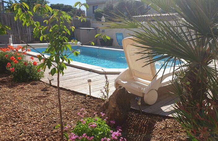 VILLA T4 AVEC GARAGE ET PISCINE AGDE — photo 2